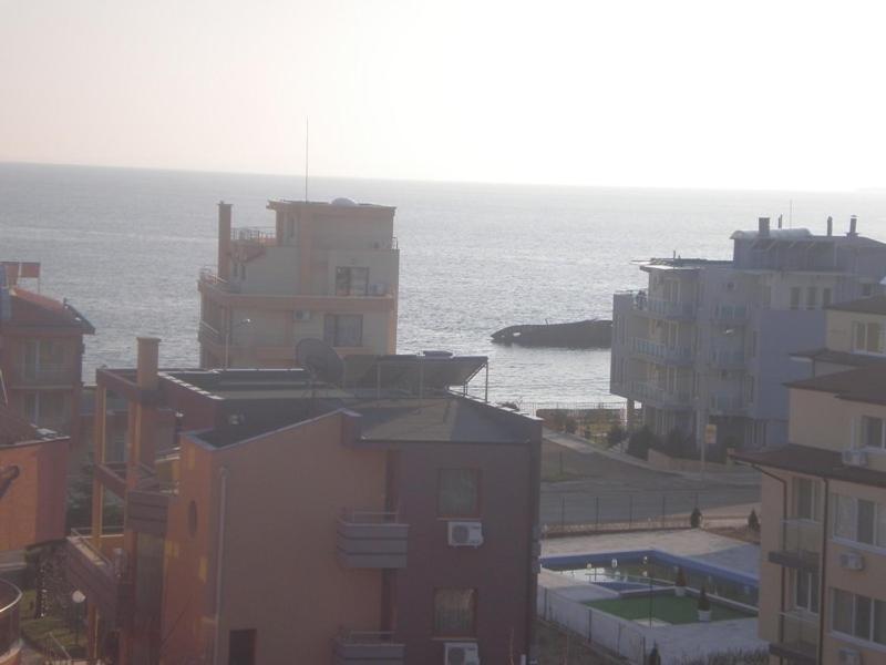 נסבר Levante Apartcomplex מראה חיצוני תמונה